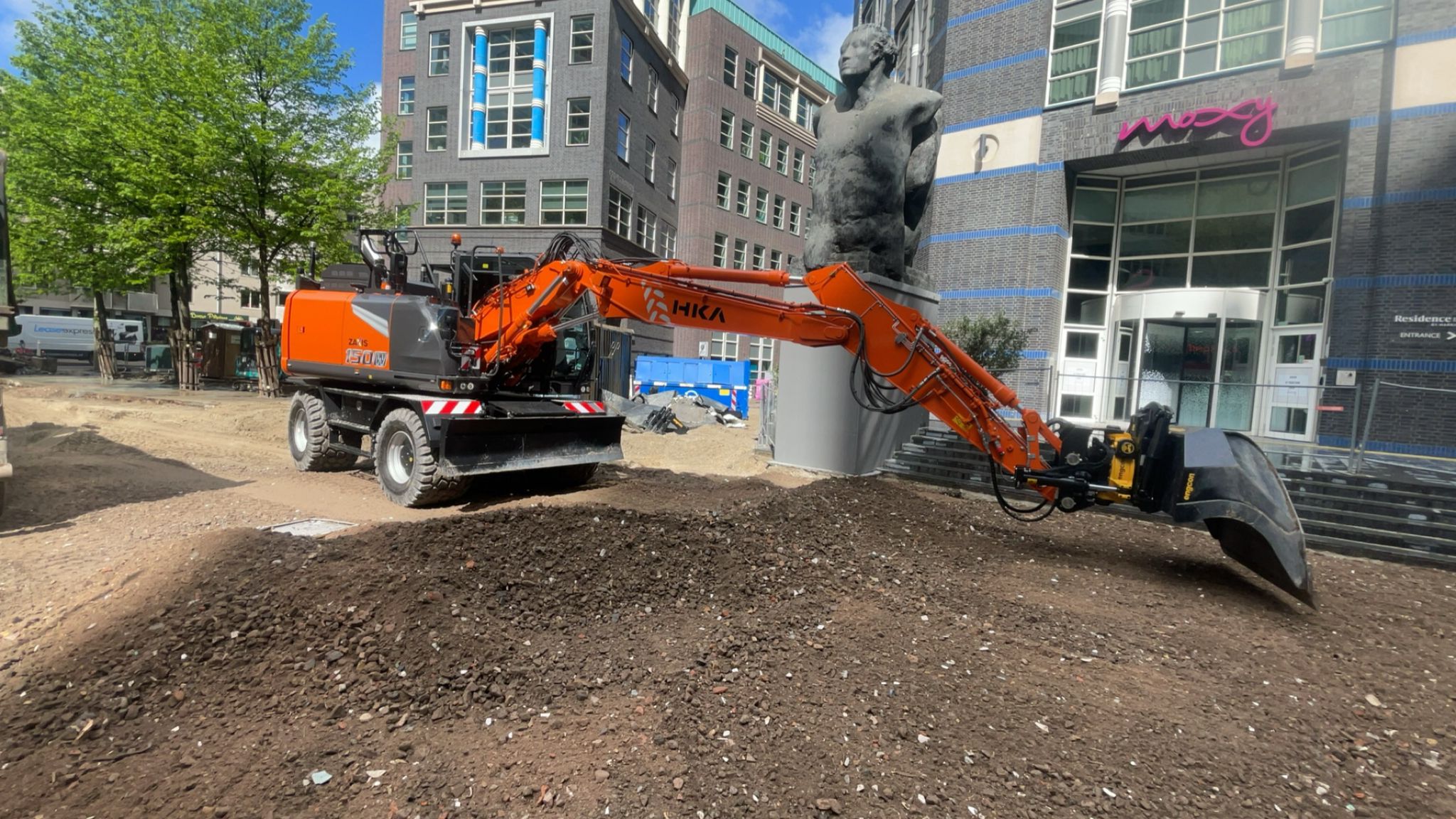 Hitachi ZX150W-7 mobiele kraan